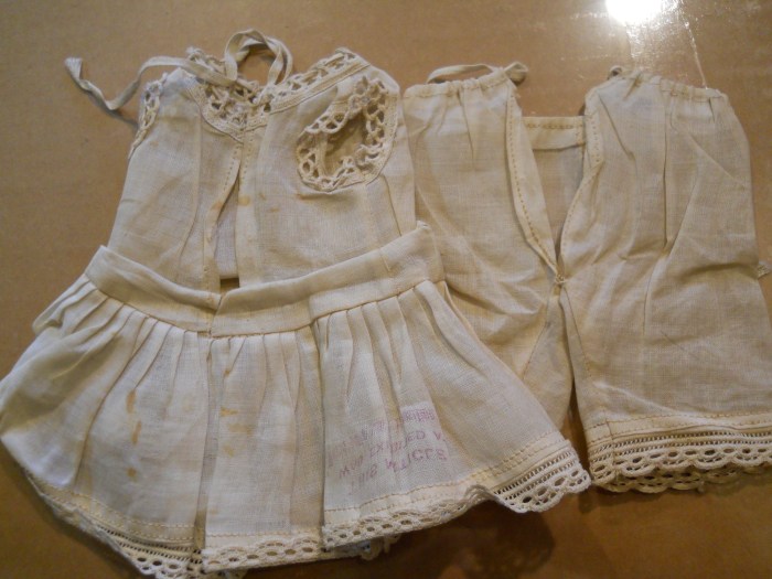 WCE DOLL DRESS #2.JPG